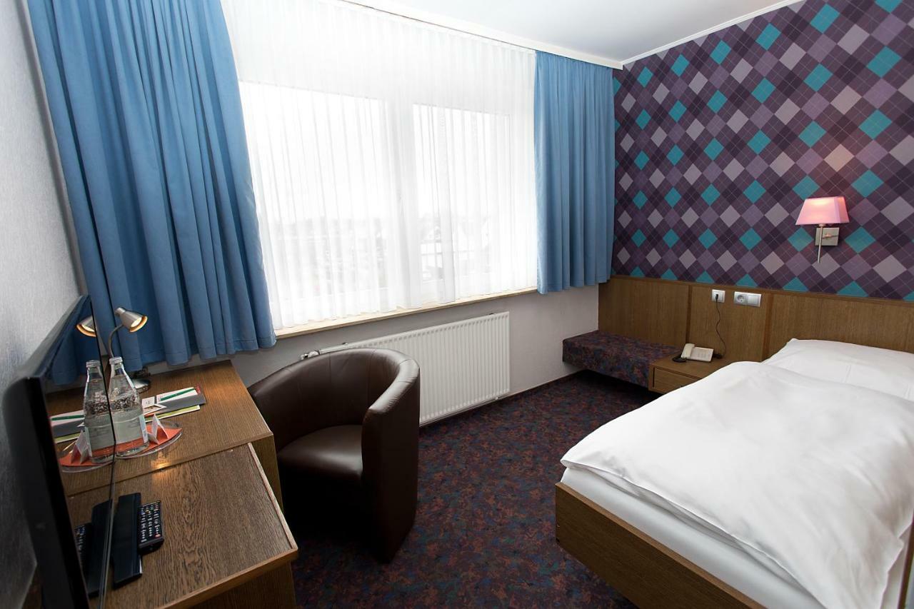 Hotel Restaurant Conni Wolfsburg Eksteriør bilde